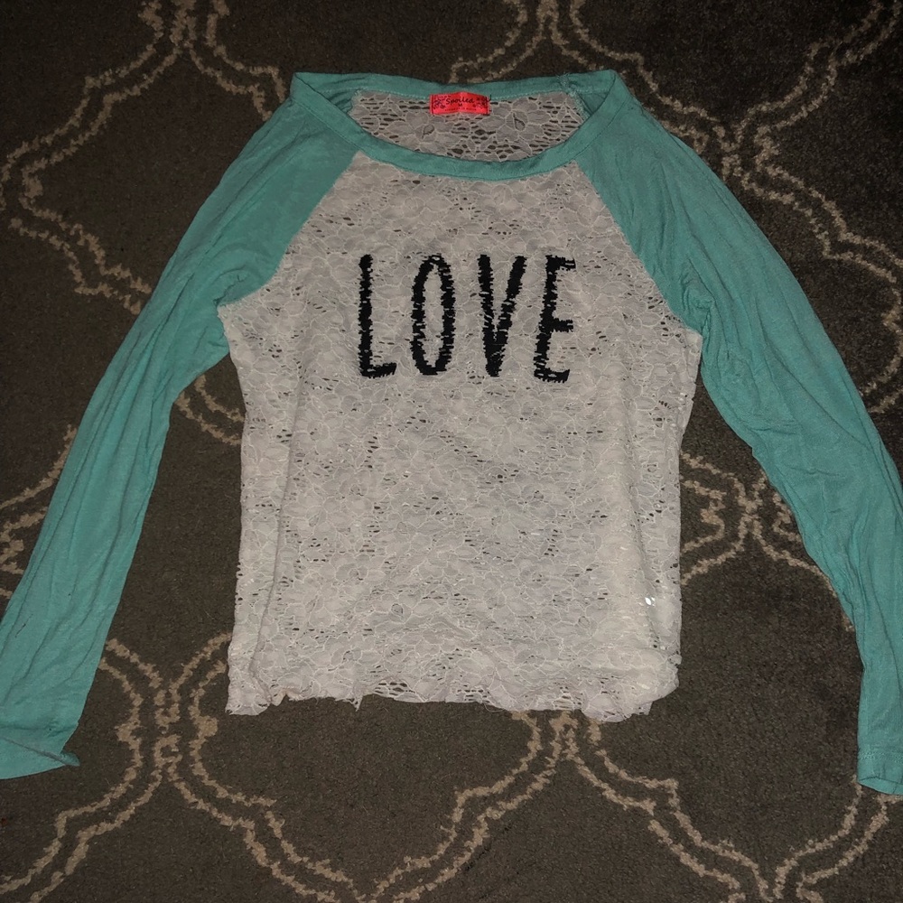 Long sleeve and lace shirt